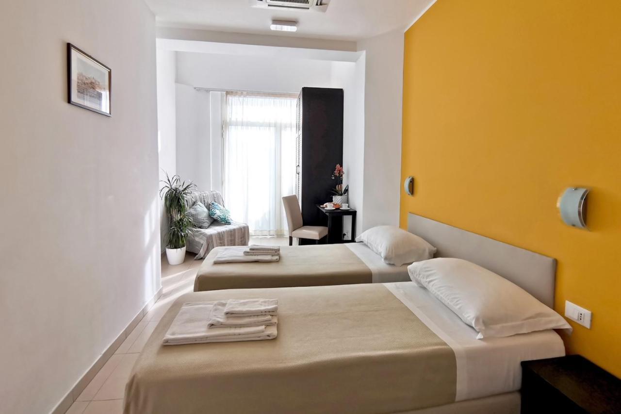 Hotel Poetto كالياري المظهر الخارجي الصورة